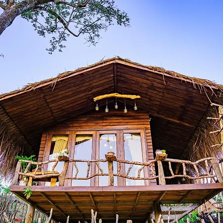 Nha Trong Ban - Homestay Mang Den Kon Von Kla Exterior photo