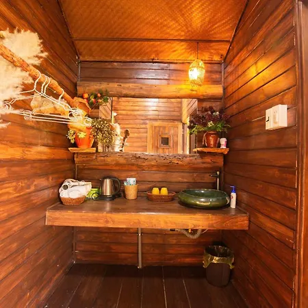 Nha Trong Ban - Homestay Mang Den Kon Von Kla Exterior photo
