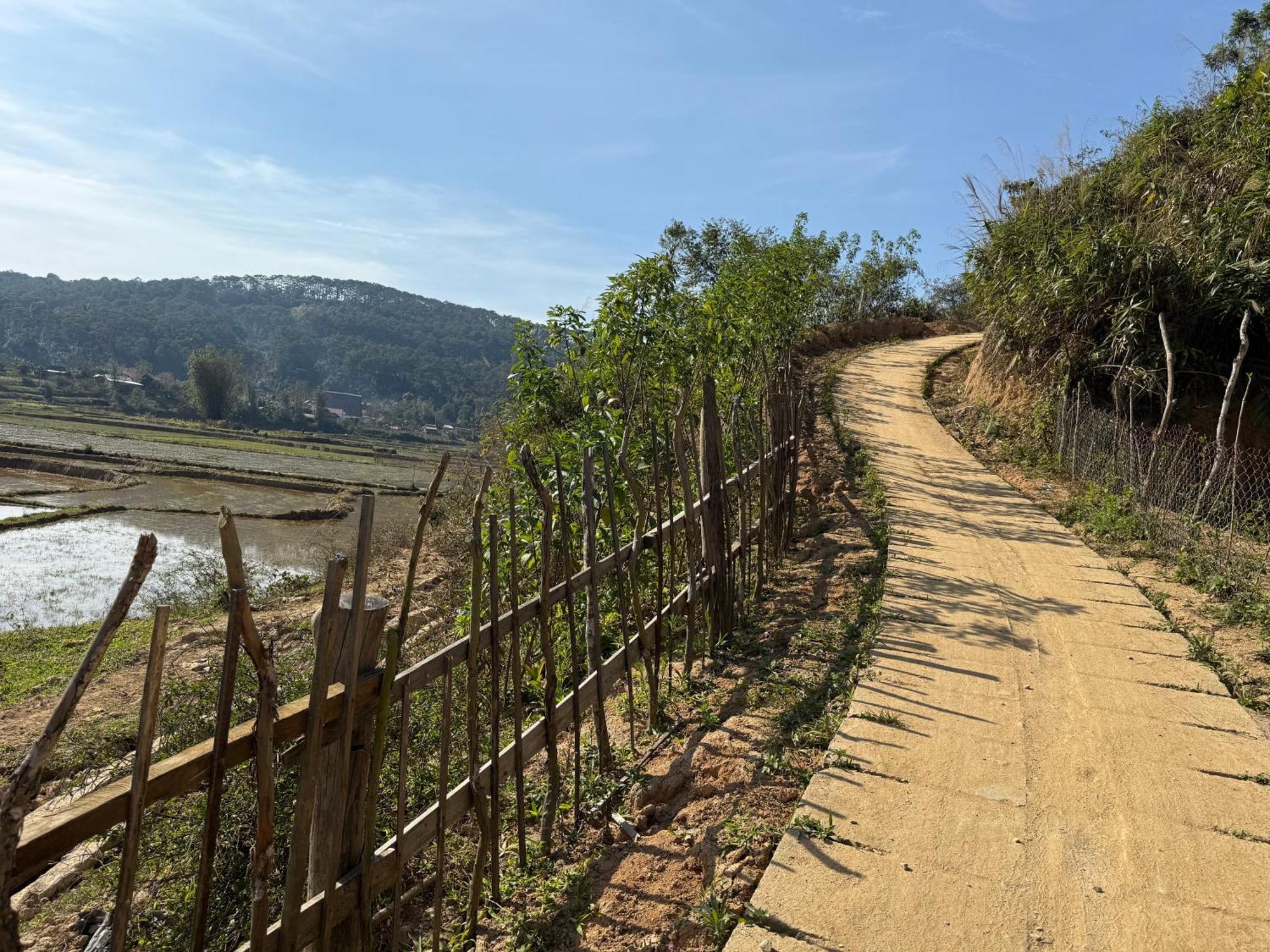Nha Trong Ban - Mang Den Homestay Kon Von Kla